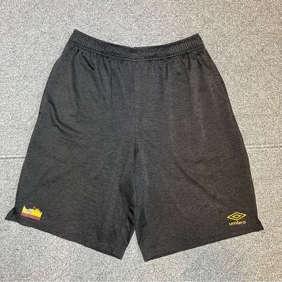 Umbro Active Athletic Shorts Mens Size Medium Gray Soccer Sports - Picture 1 of 10